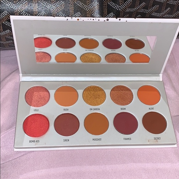 Morphe Other - Morphe x Jaclyn Hill Palette Ring the Alarm